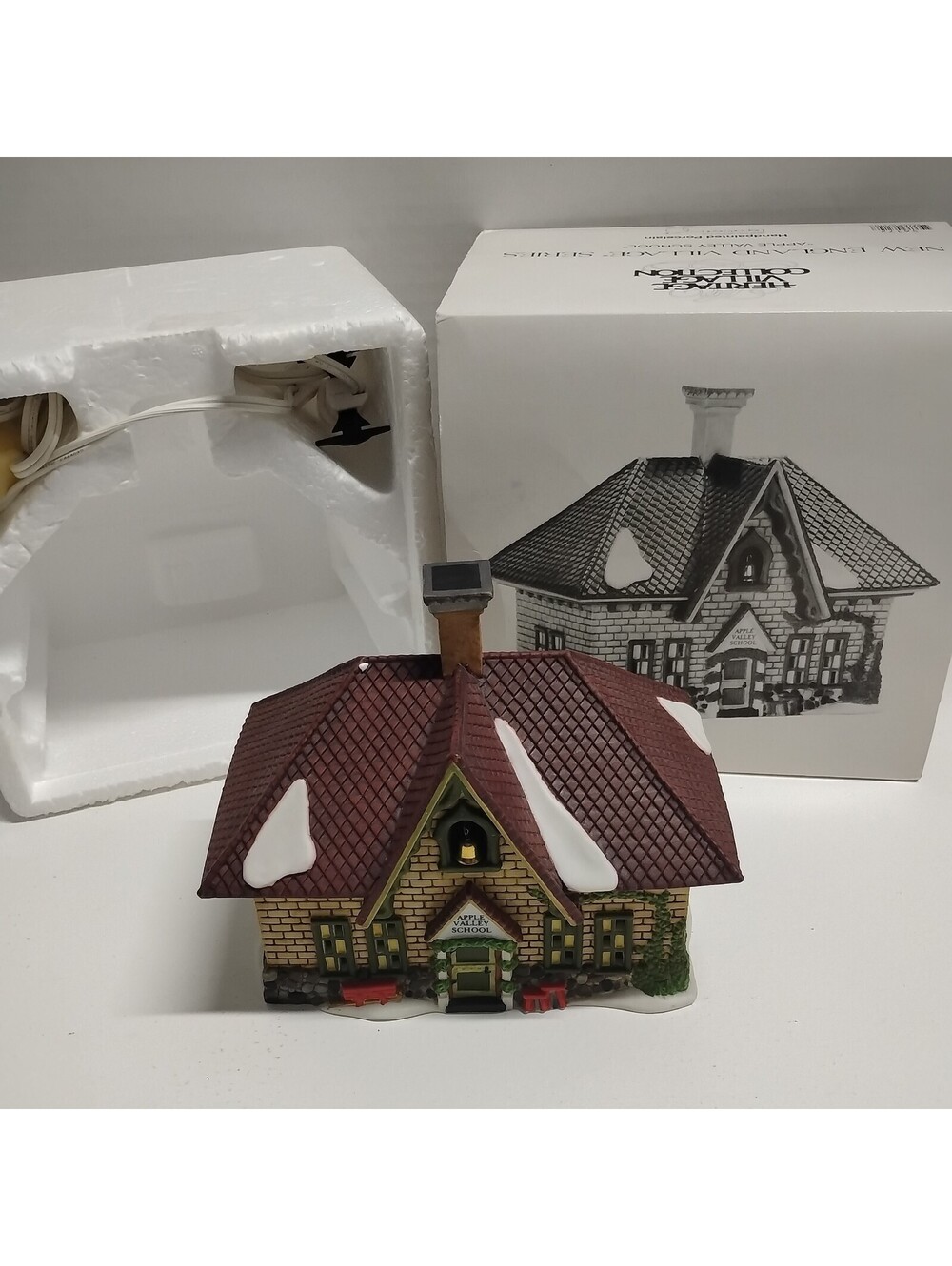 Dept. 56 New England Village Series - APPLE VALLEY SCHOOL  - W/Original Box